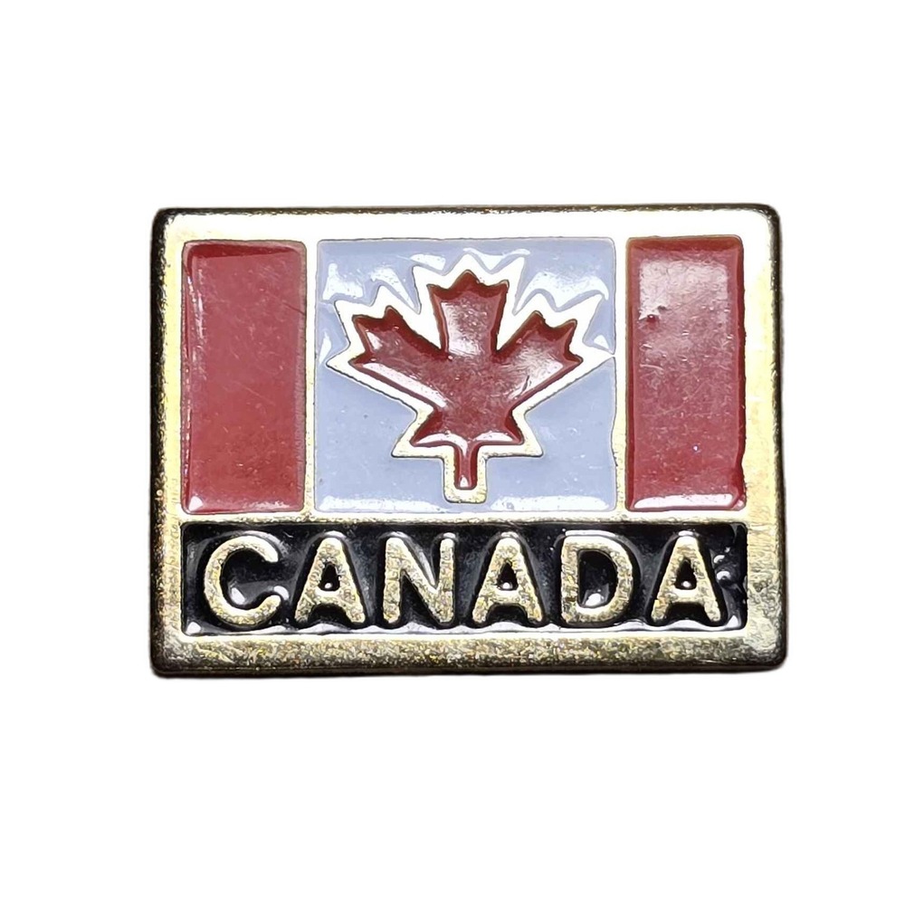 Vintage Canadian National Flag Red Maple Leaf Lapel Vest Hat Pin J15